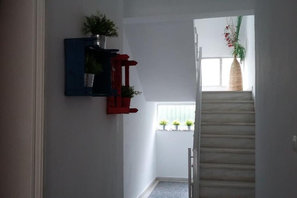 Cozy Seaside Apartment Loutraki Esterno foto